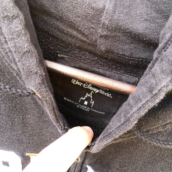 Vintage Embroidered Disney Hoodie 'Grumpy' Medium - Picture 5 of 8